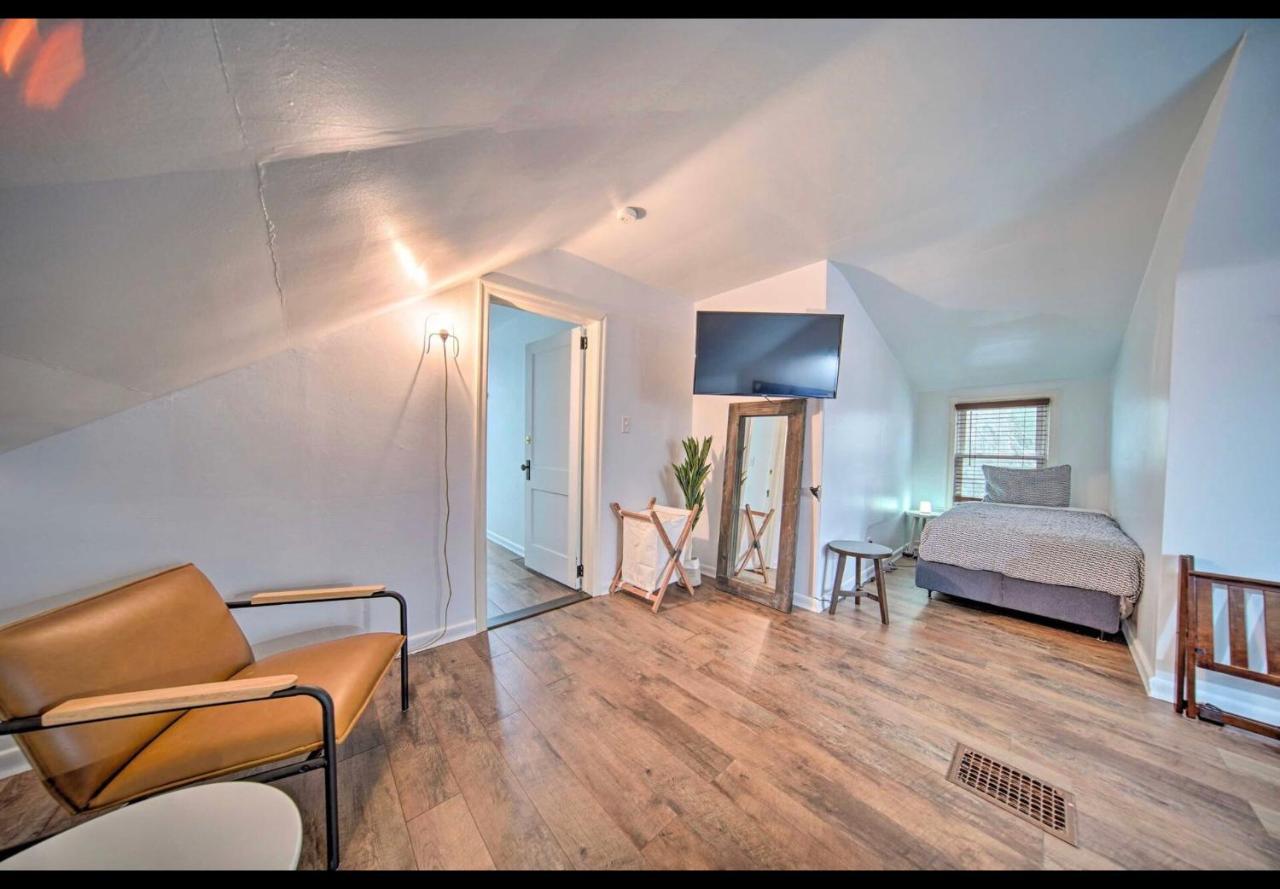 Modern Home • Family Friendly • Grill • Fireplace Erie Dış mekan fotoğraf