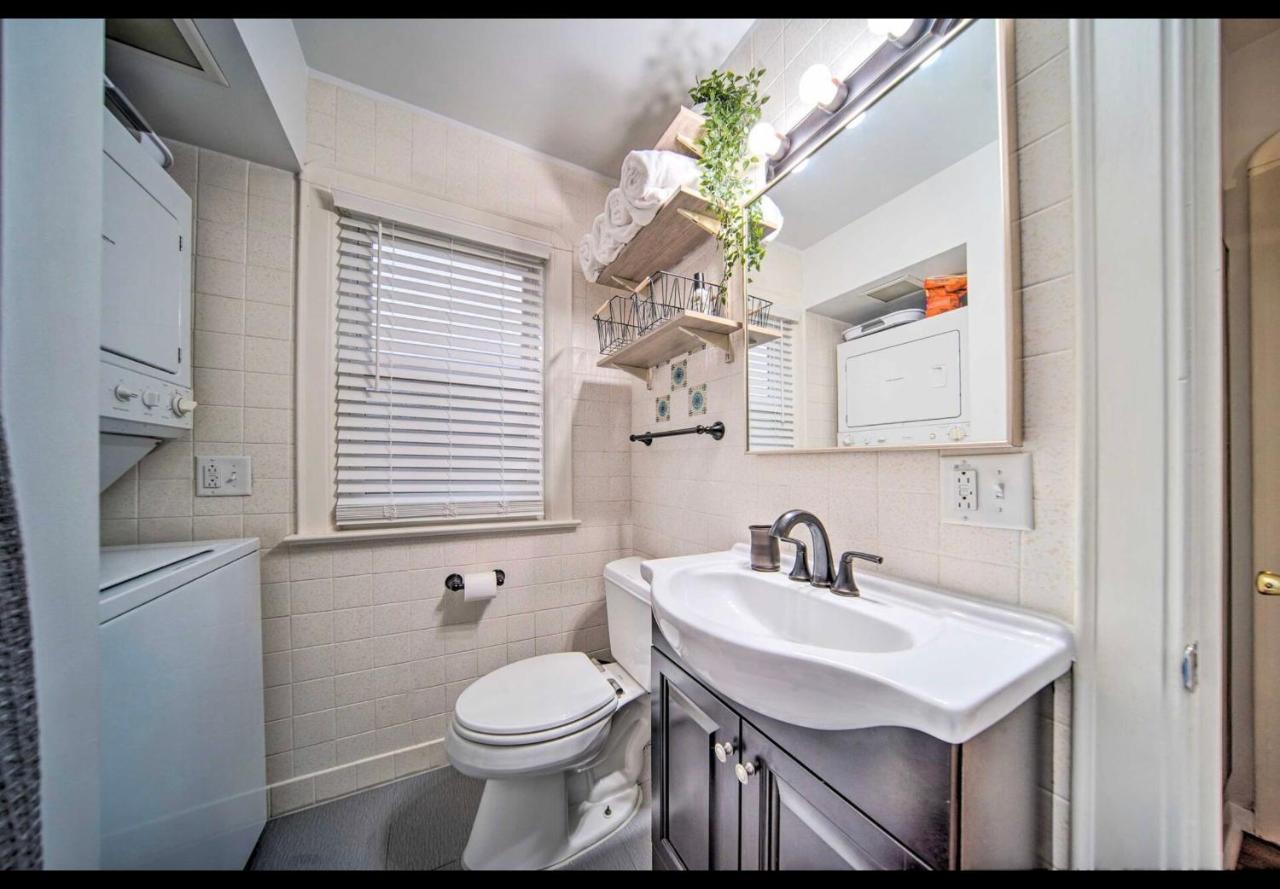 Modern Home • Family Friendly • Grill • Fireplace Erie Dış mekan fotoğraf